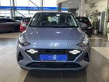 Hyundai i10 Pure dig.Cockpit Navi R.Cam PDC Klima DAB - Hyundai i10 Pure mit Benzin-Antrieb