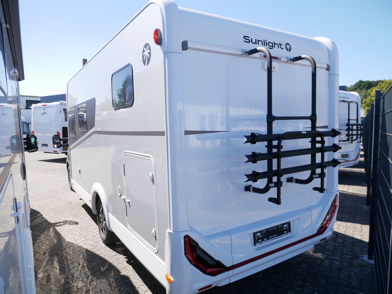 Fahrzeugabbildung Sunlight Adventure T Ford 680 Automatik, Xenon Scheinw.
