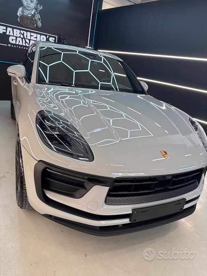Porsche Macan 2.0-fuoristrada/Suv 5 porte imagem 2