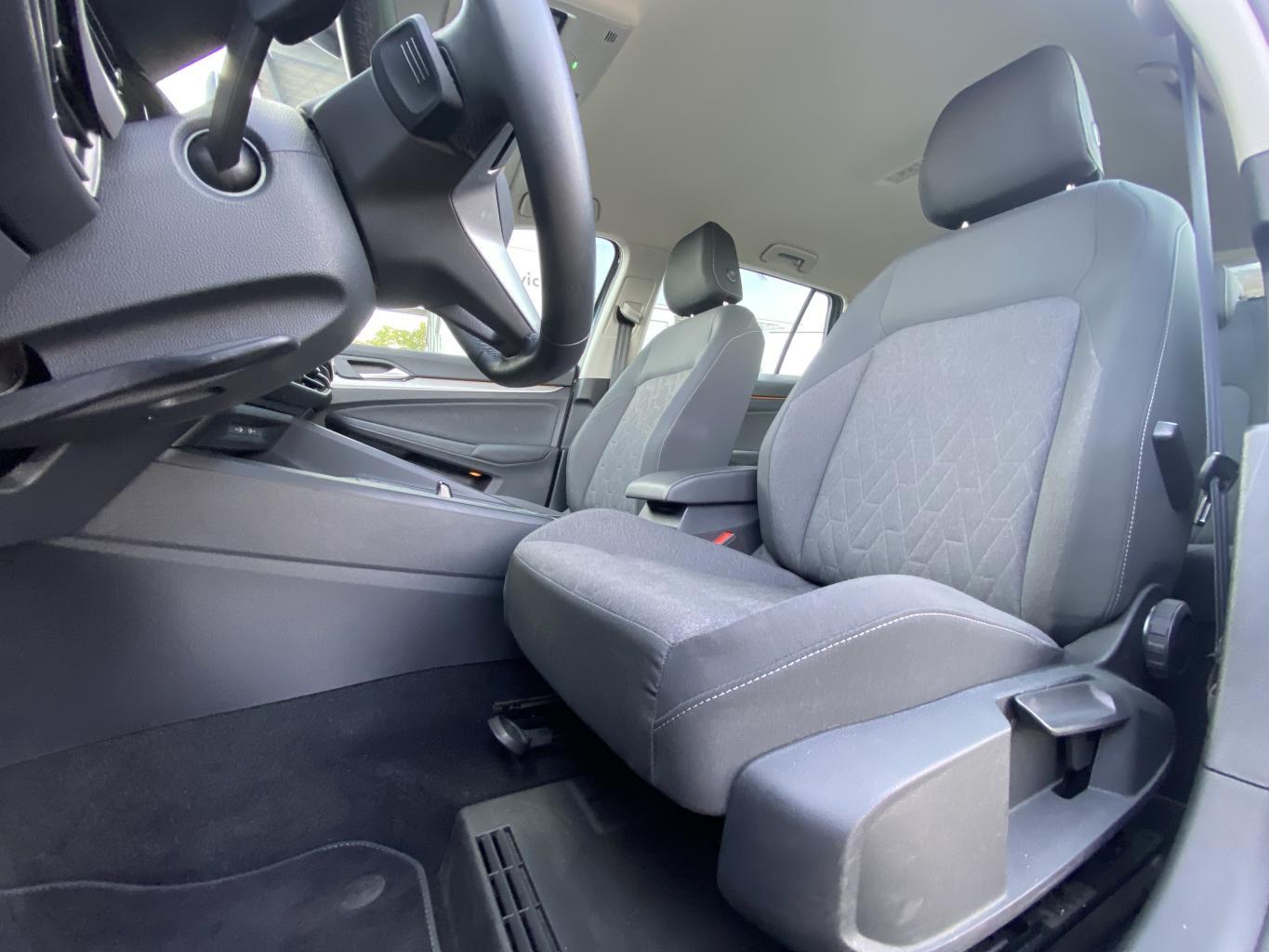 Volkswagen Golf Variant 1.5 eTSI DSG LIFE AHK+APP-CONNECT+A, миниатюра 9
