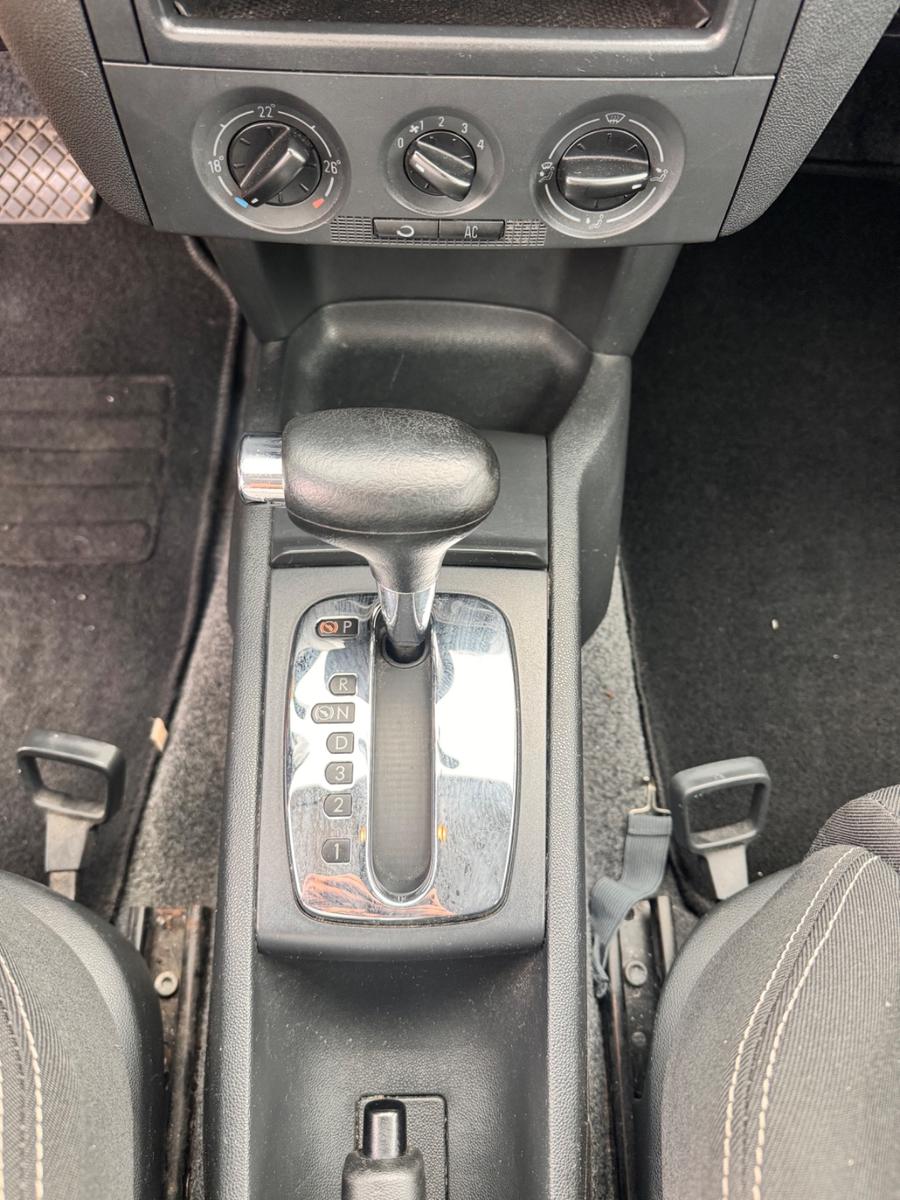 Skoda Fabia 2005 — photo 18