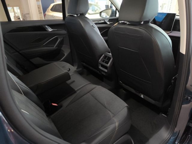 Fahrzeugabbildung Volkswagen Tiguan Elegance 1.5 eTSI OPF 110 kW (150 PS) 7-G