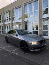 BMW 330i Coupé - TOP GEPFLEGT / Volles Scheckheft  - BMW 330 aus 2011