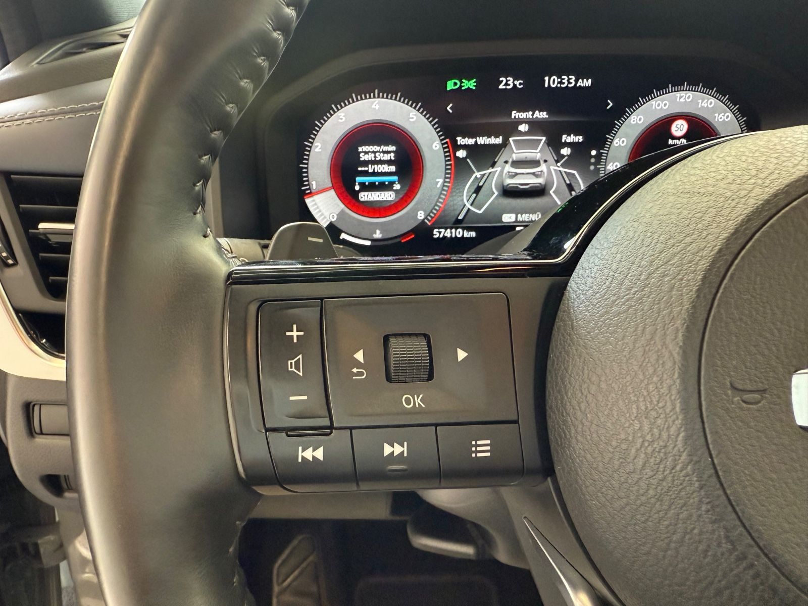 Fahrzeugabbildung Nissan Qashqai Tekna ALLRAD, 360° Kamera, Navi, WP.
