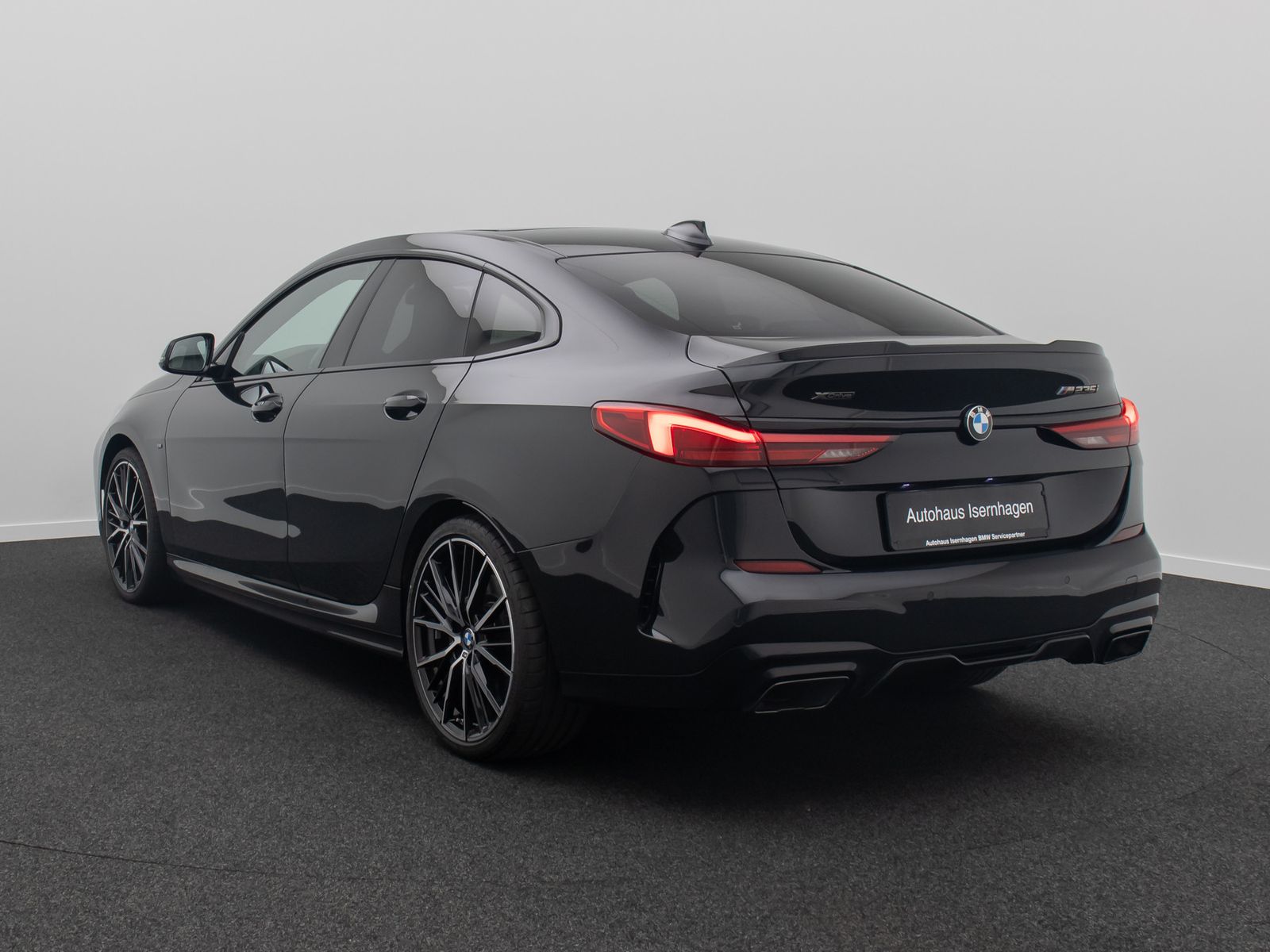 Fahrzeugabbildung BMW M235i xD GranCoupé DAB H/K Panorama Leder 19Zoll