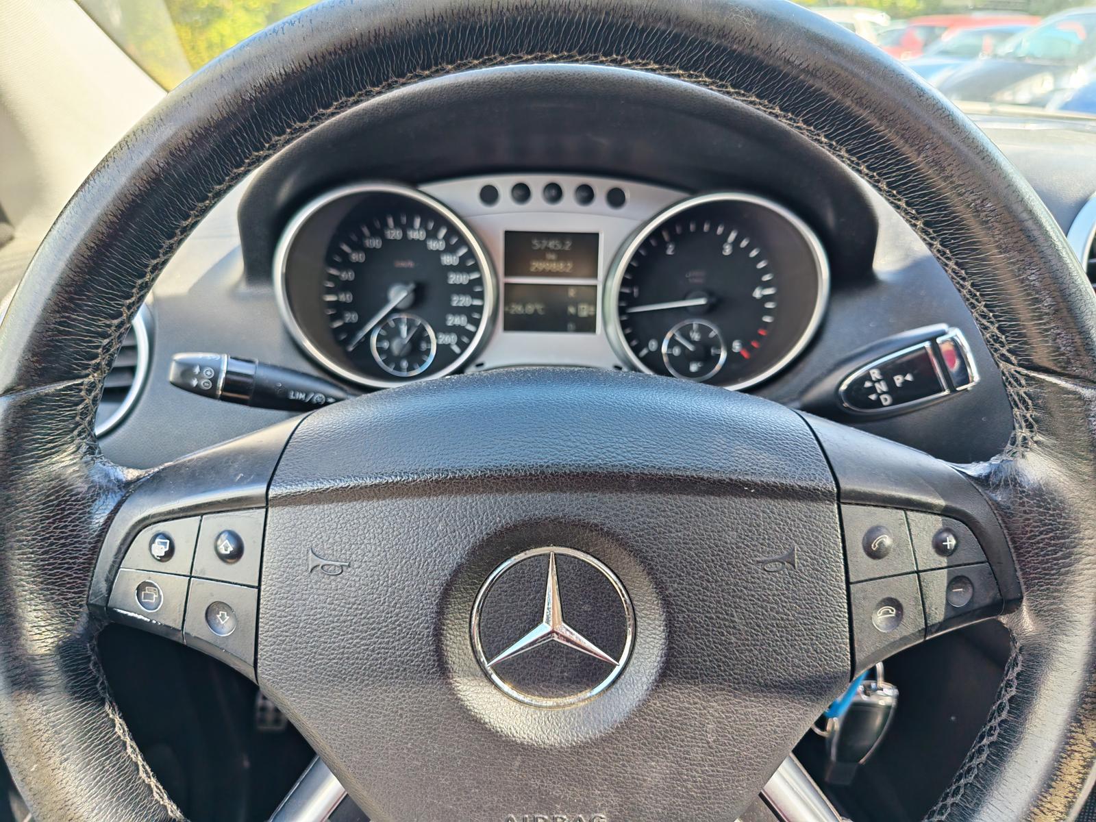 Mercedes-Benz ML ML 280 CDI Autom. Klima Sitzh.Tempo.Schiebed.