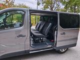 Nissan NV300 L1 8 Sitzer dCi 145 - Nissan: Sitzer