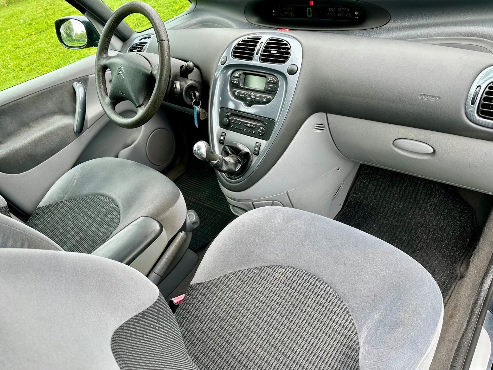 Citroën Xsara Picasso 1.8 16V Confort