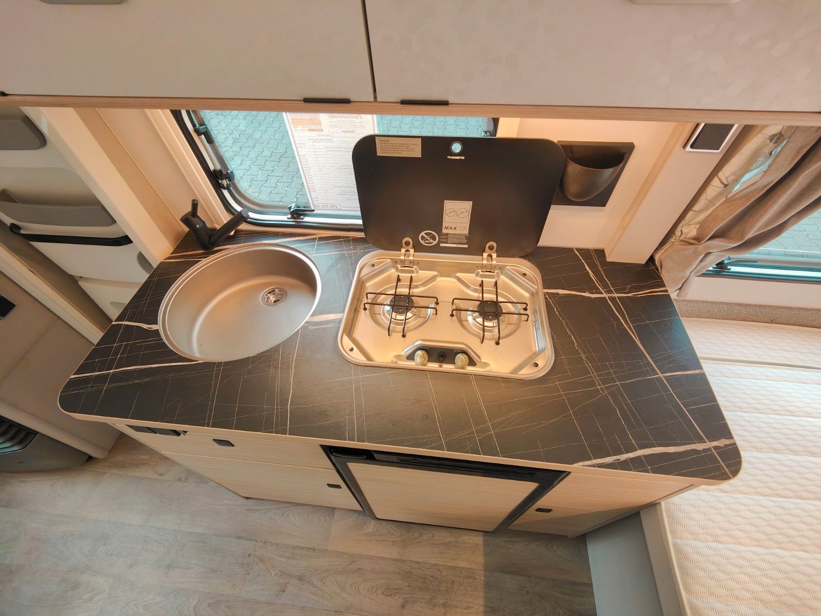 Fahrzeugabbildung HYMER / ERIBA / HYMERCAR Touring 550 Urban - SUMMER-SALE! -