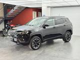 Jeep Compass °IIIII° 1,3 Trailhawk Plug-In Hybrid 4WD - Jeep Compass Trailhawk mit Hybrid-Antrieb (Benzin/Elektro)