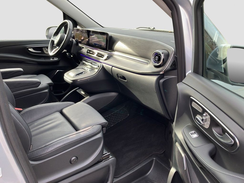Fahrzeugabbildung Mercedes-Benz V 300 d AVANTGARDE Lang Leder*Navi*360*PDC*SpurH
