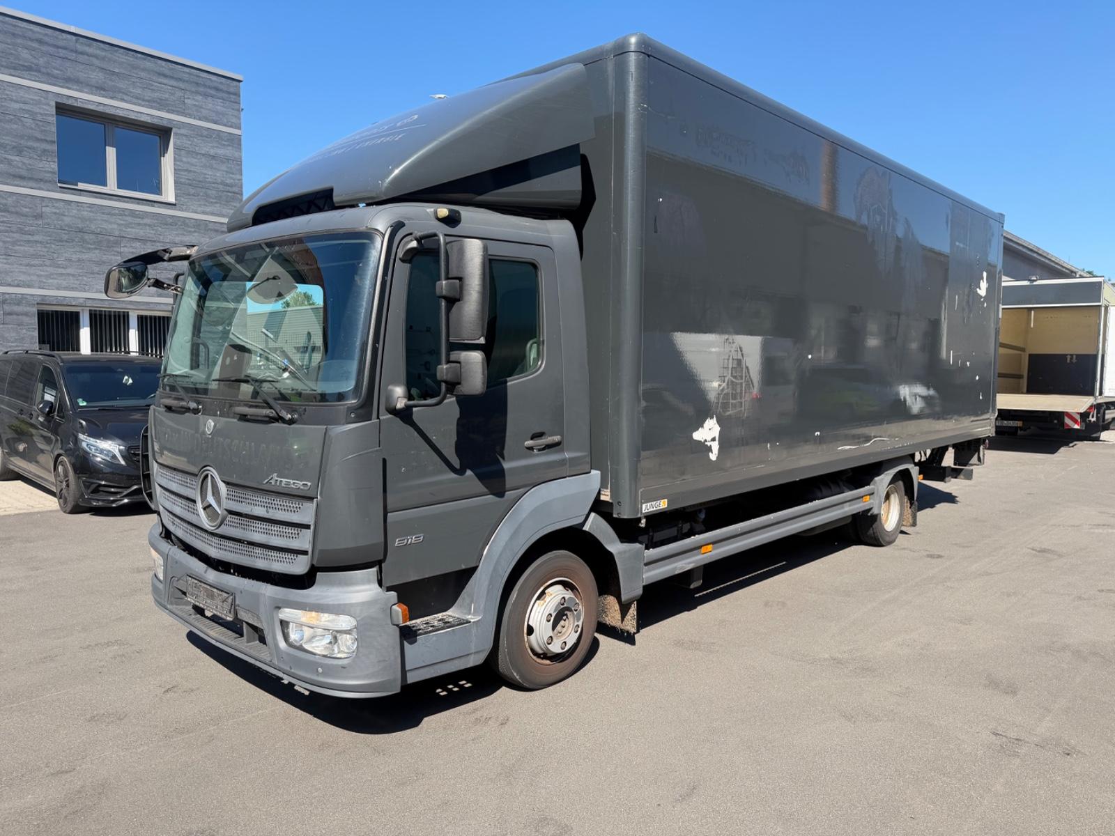 Mercedes-Benz Atego 818 Koffer 7,20m /LBW/Klima/ Automatik