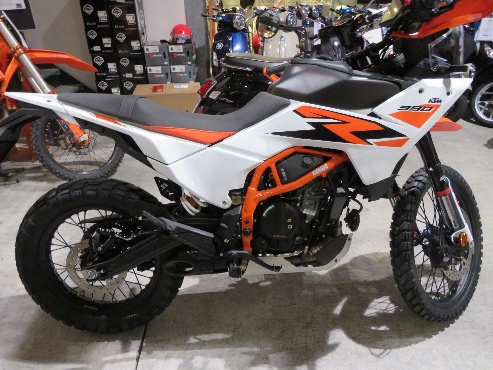 KTM 390 Adventure R