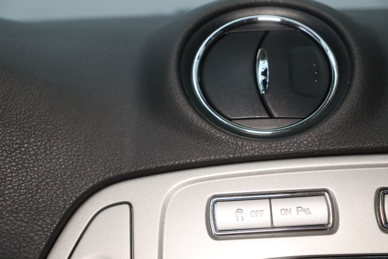Fahrzeugabbildung Ford Mondeo Turnier 2.0 Ambiente * HU/AU neu