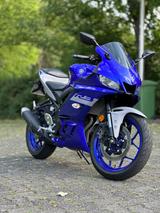 Yamaha YZF R3 - YAMAHA YZF R3