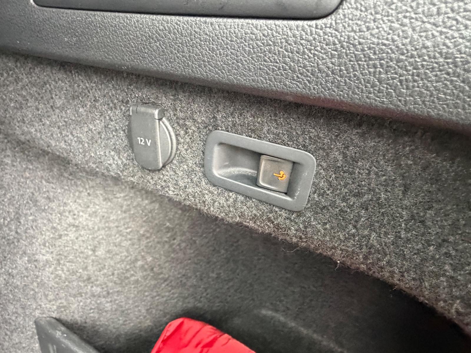 Volkswagen Passat Business LEDER KLIMA LES ALU ́S, миниатюра 22