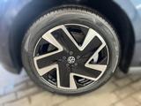 Volkswagen ID.Buzz Pro LR 7 Sitze AHK Navi AreaView IQ.Ligh - mit Elektro-Antrieb: Van