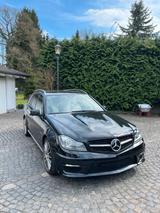 Mercedes-Benz Mercedes Benz W204 C63 AMG Performance - gebrauchte Mercedes-Benz C 63 AMG aus dem Jahr 2012
