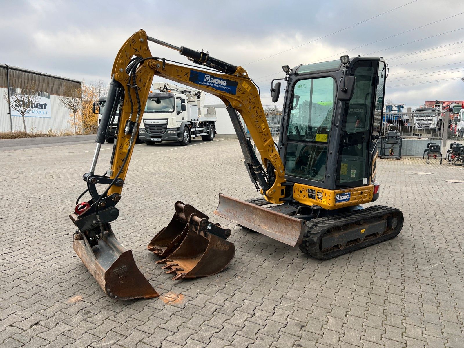 Fahrzeugabbildung XCMG XE27E / Löffelpaket / HS03 / nur 727h! /2022