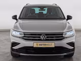 Volkswagen Tiguan 2.0 TDI Urban Sport 4Motion LED+NAVI+AHK+ - Volkswagen Tiguan mit Diesel-Antrieb: Silber, mit Klimaanlage