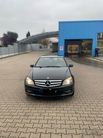 Mercedes-Benz Mercedes Benz C220