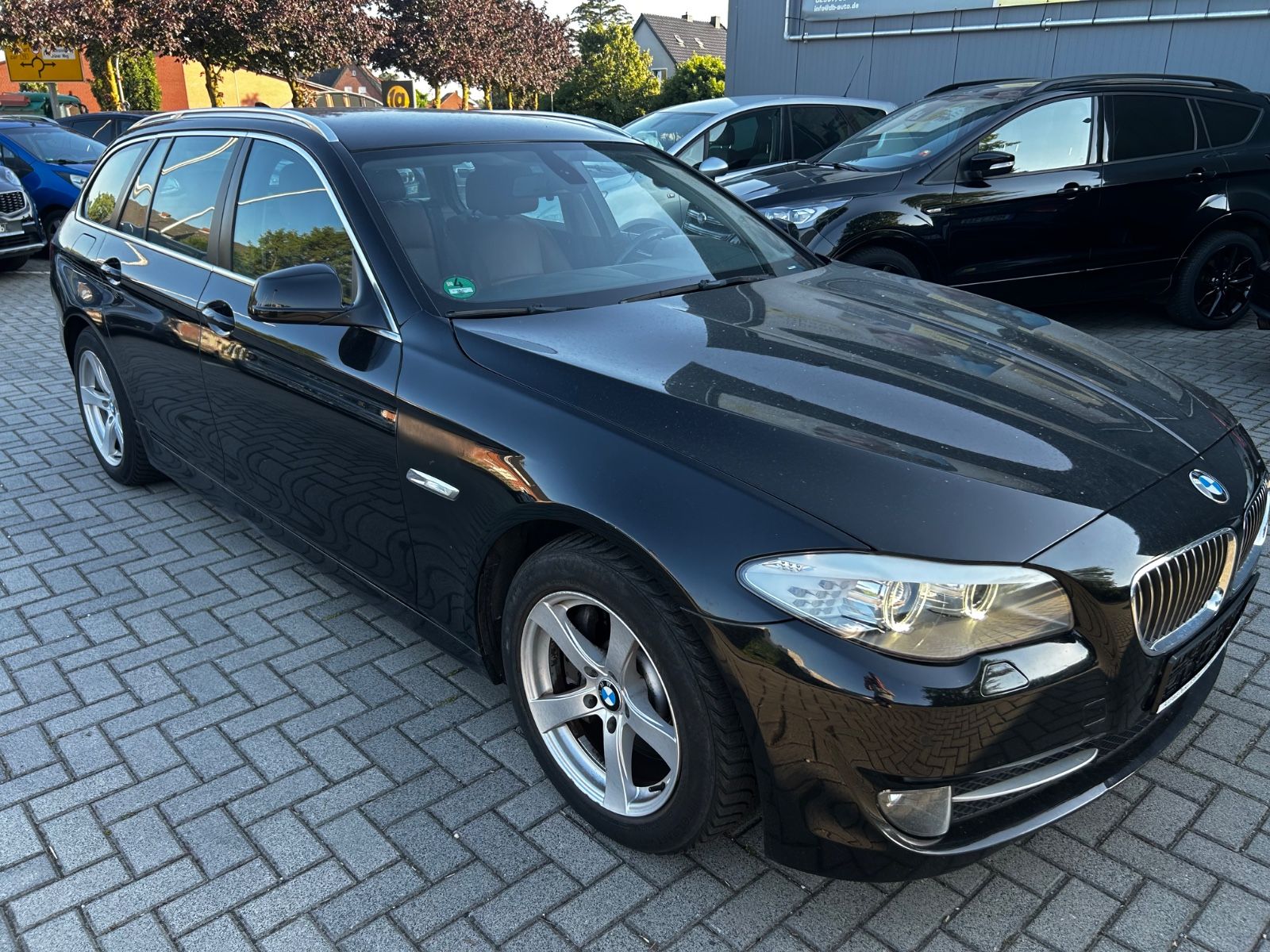 BMW BMW 525d Touring HU07/28 Xenon Leder eAHK Sport-Au