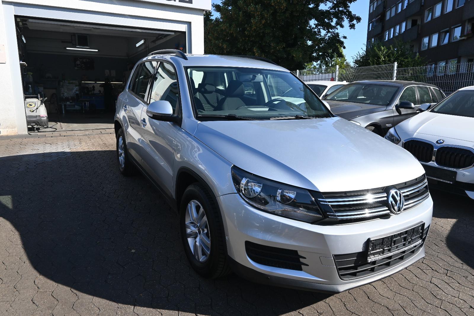 Volkswagen Tiguan Trend & Fun*Ahk*SteuerketteNeu*PDC