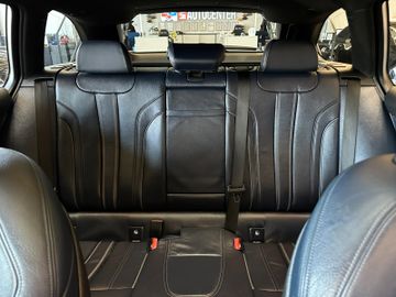 BMW 530 d xDrive Sport Line *LED*Pano*