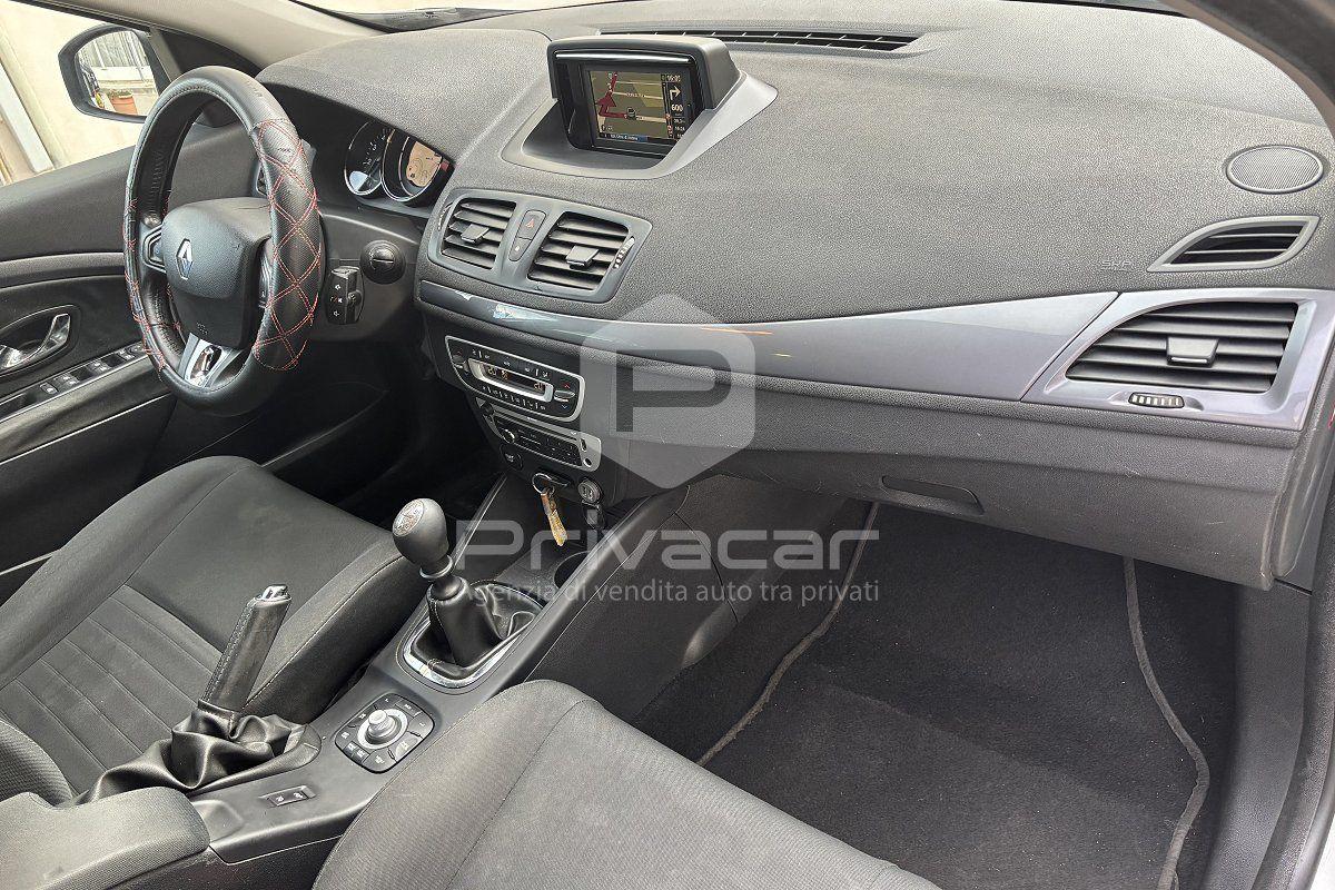 Renault Megane 2015 — photo 11