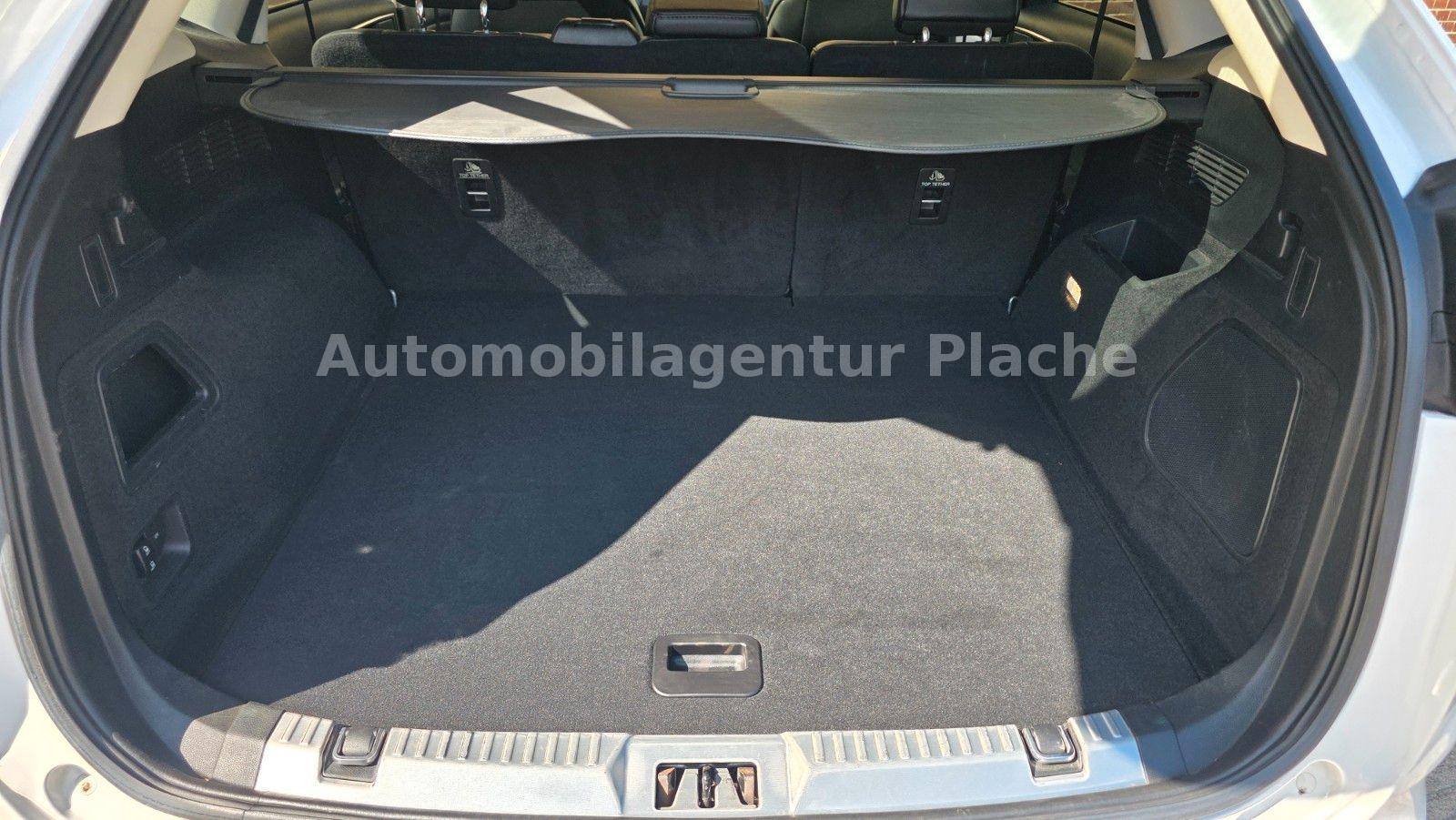 Ford Edge Titanium 4x4 *Matrix/Kühlung/Standhzg/AHK*
