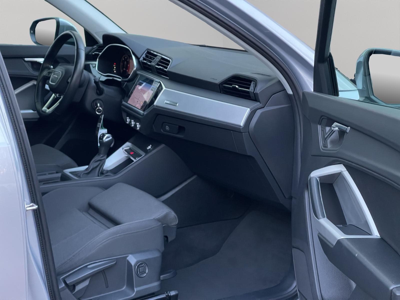 Audi Q3 35 2,0 TDI AUTOM. NAVI LED VIRTUAL GARANTIE, миниатюра 20