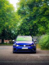 Volkswagen Golf 2.0 TSI DSG 4MOTION R Variant  - Volkswagen Golf: Blau, Variant Motion