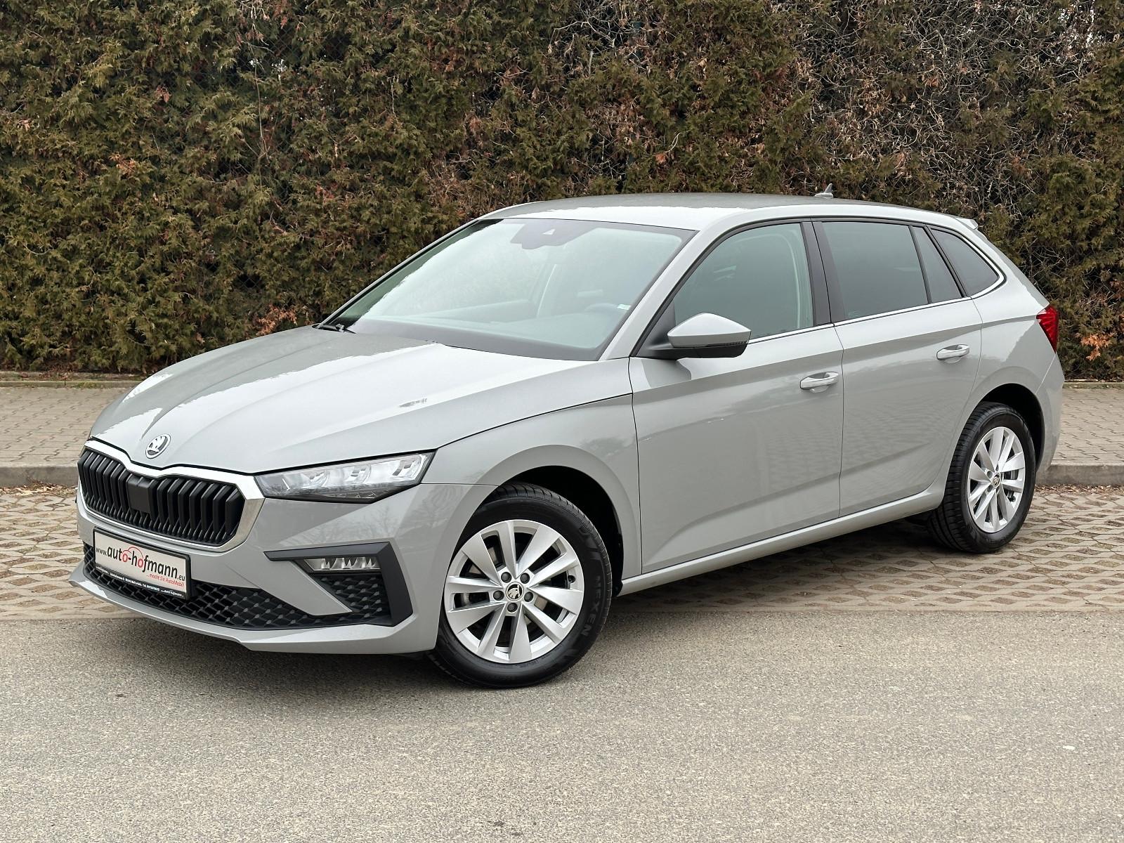 Skoda 116PS DSG TOP & Selection KESSY PDC/H LM16 NAVI