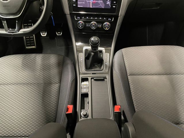 Golf VII Variant United 1.0 TSI NAVI SHZ PDC