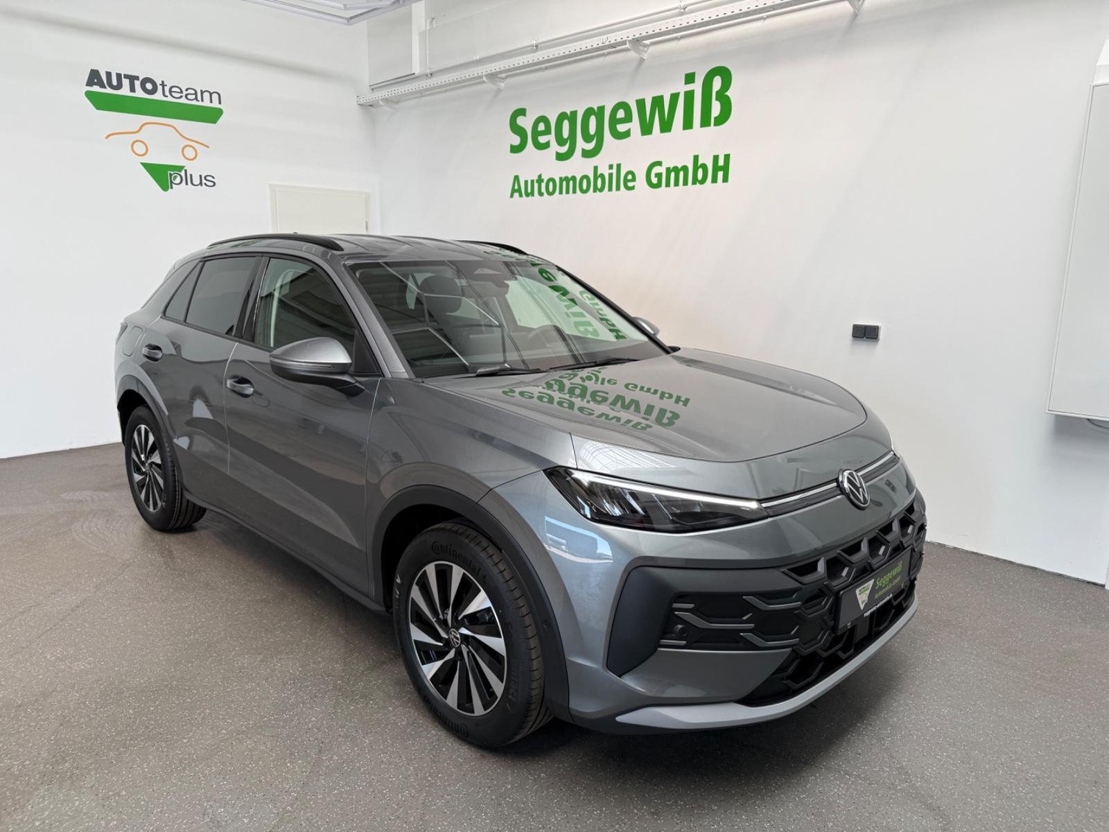 Volkswagen T-Roc 1.5 eTSI 110 kW Life  DSG AHK LED SHZ
