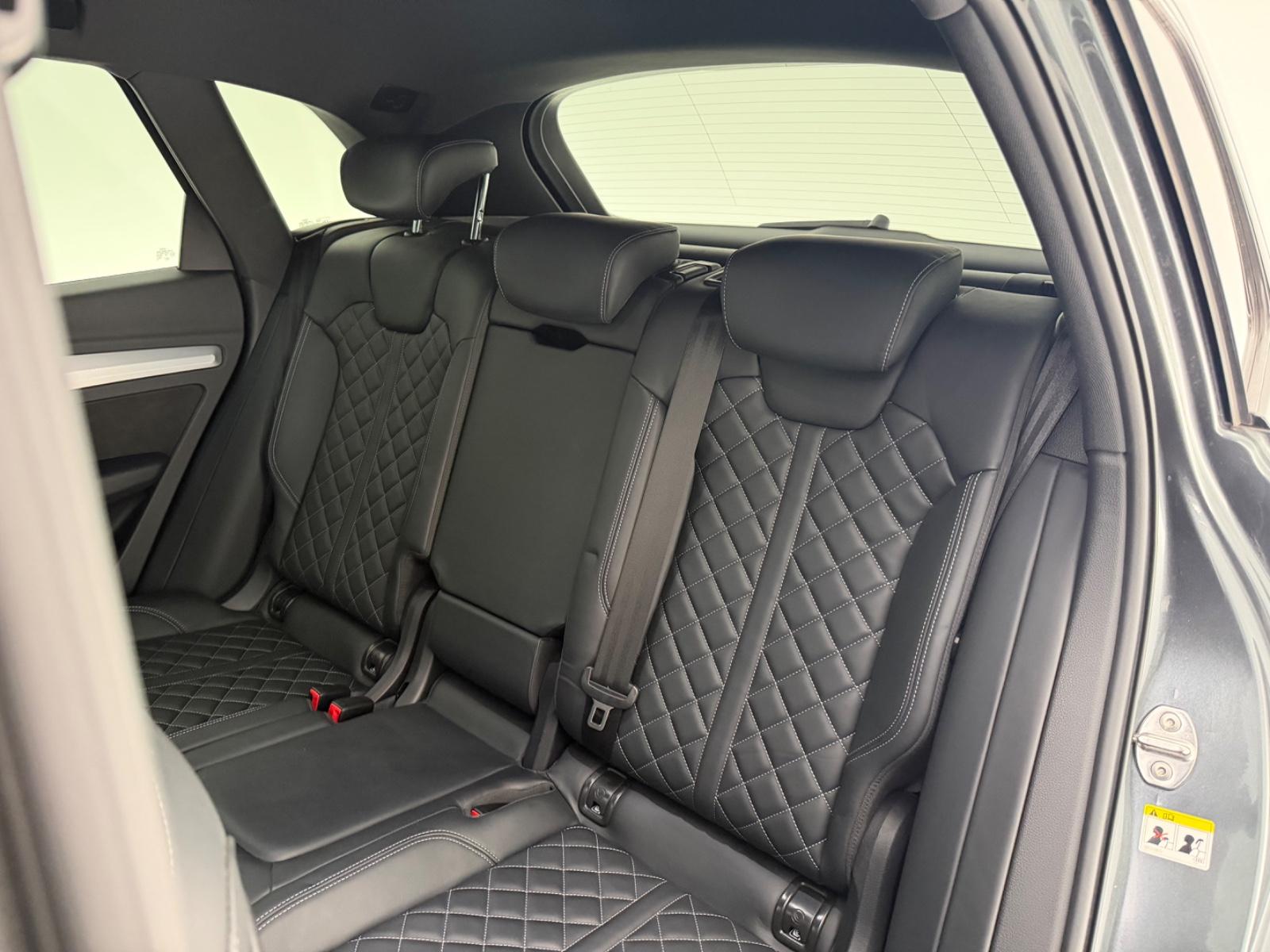 Audi Q5 45 TFSI qu.*S LINE+*MATRIX-AHK-R.KAM-ACC-DSP
