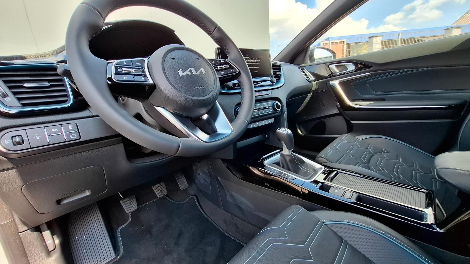 Kia cee'd Sportswagon 1.0 T-GDI  KAMERA JBL SHZ LHZ
