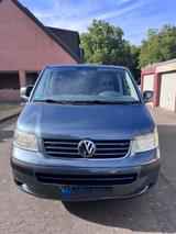 Volkswagen T5 Caravelle - gebrauchte VW T5 Caravelle aus dem Jahr 2007