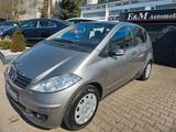 Mercedes-Benz A 150*HU/AU NEU*INSPEKTION NEU*KLIMA*NAVI* - Mercedes-Benz A 150 in Stuttgart