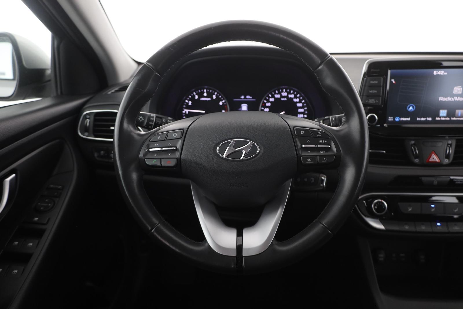 Hyundai i30 1.0 T-GDI Select Navi Android Apple Tempomat