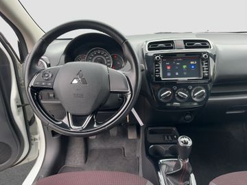 Fotografie des Mitsubishi Space Star Klima Sitzheizung Kamera Bluetooth