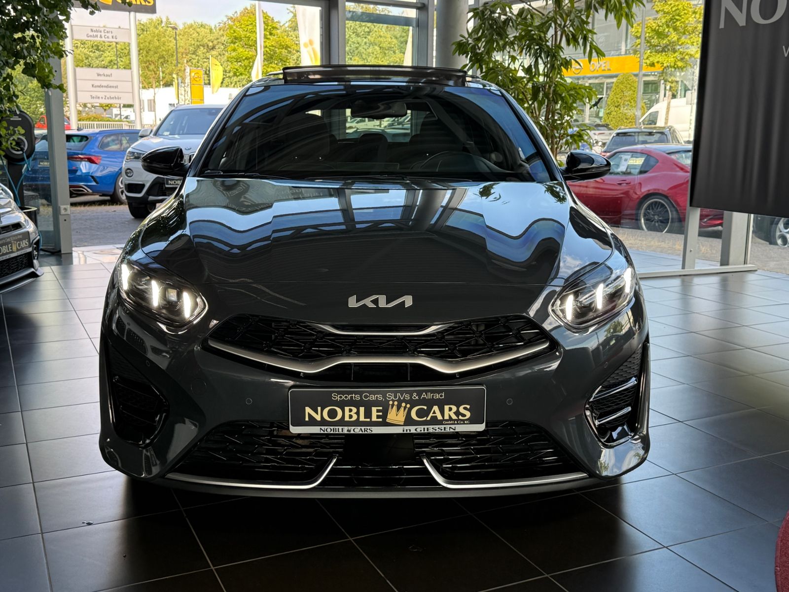 Fahrzeugabbildung Kia Ceed GT Line PANO JBL KAM LED
