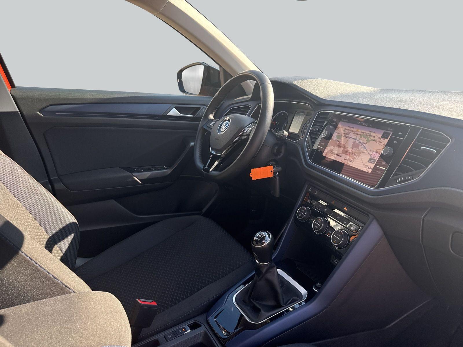 Volkswagen T-Roc 1.6 TDI United LED Kamera GJR ACC, миниатюра 15