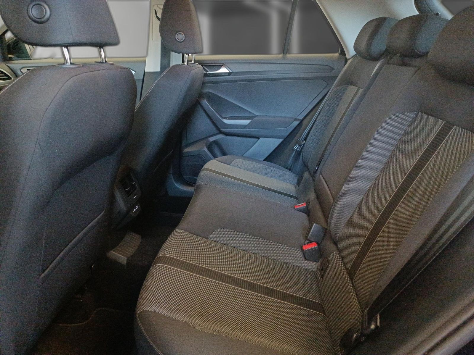 Volkswagen T-Roc - Bild 18