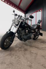 Harley-Davidson Fat Bob / Jekyill & Hide / TÜV NEU / Service NEU - HARLEY-DAVIDSON FAT