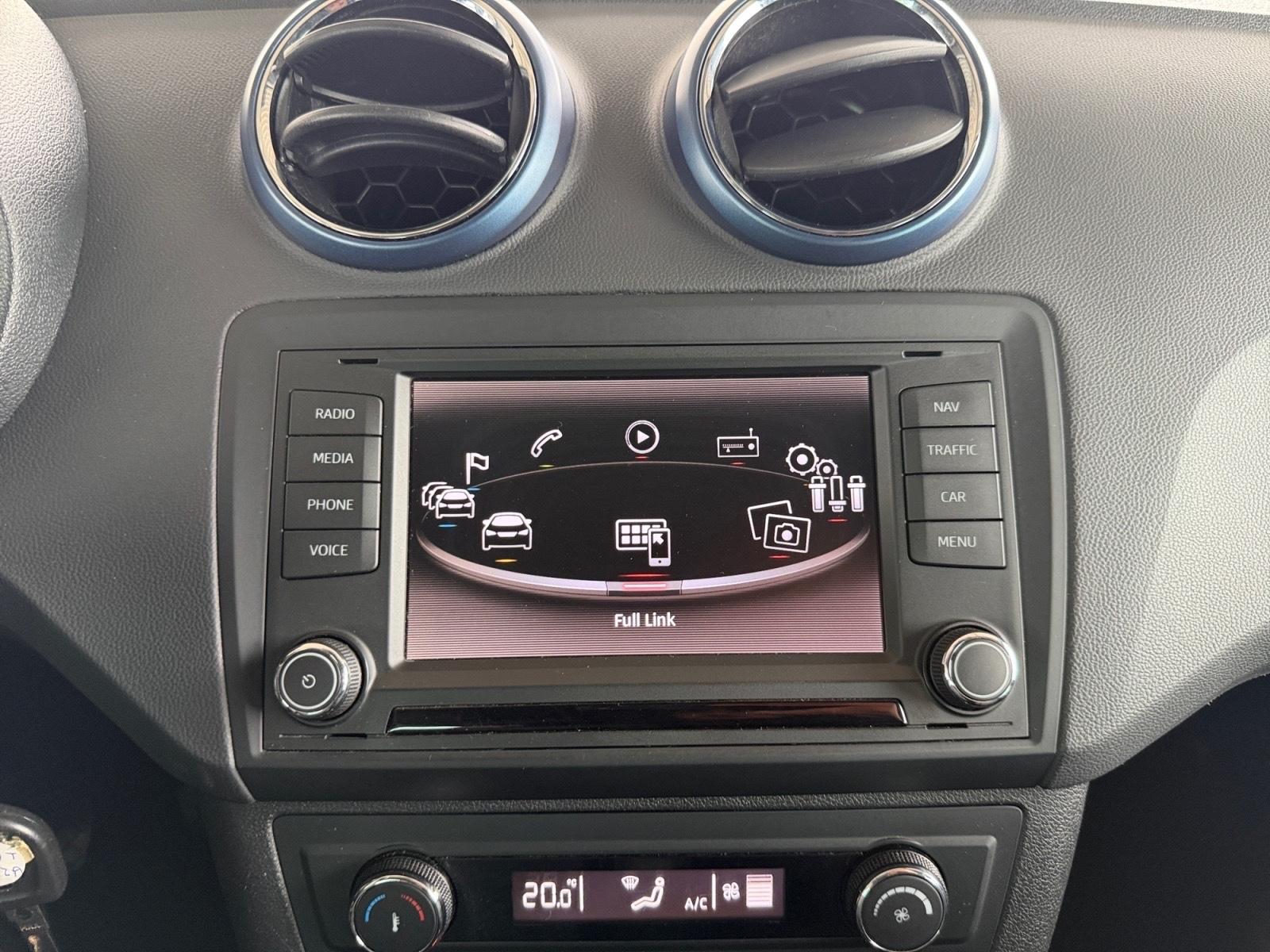 Seat Ibiza 1.0 TSI Connect Navi CarPlay PDC Sitzheiz.