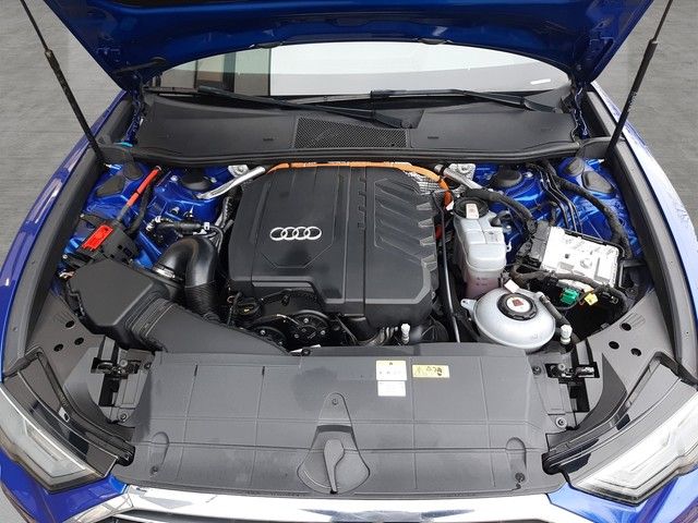 Fahrzeugabbildung Audi A6 Avant S line 50TFSIe quattro Navi StdHz 19"