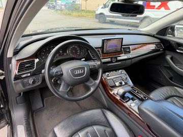 2011 AUDI A8 — фото 10
