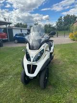 Piaggio M64 (MP3 400 LT) - PIAGGIO MP3 LT 400