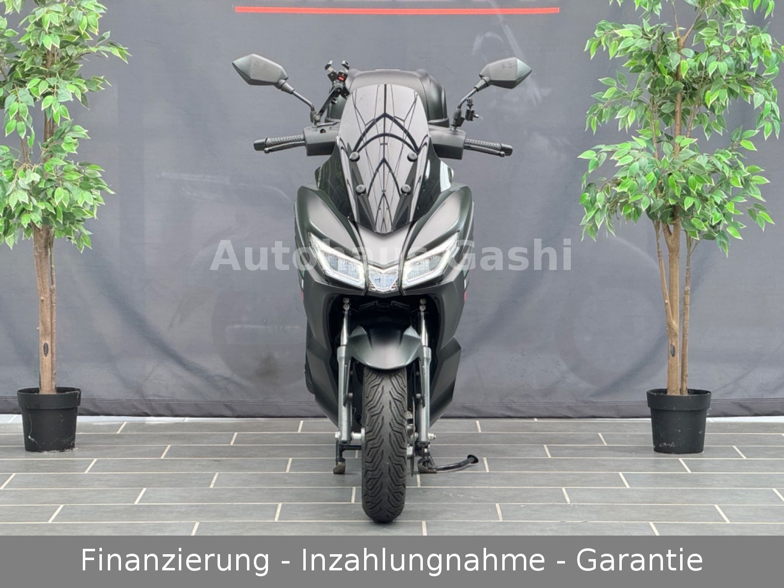 Fahrzeugabbildung Aprilia SXR50S*SchwarzMatt*LED*+Koffer